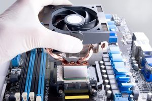 How to Screw into your CPU Cooler (Screws are Stuck!) - Volt Fixer