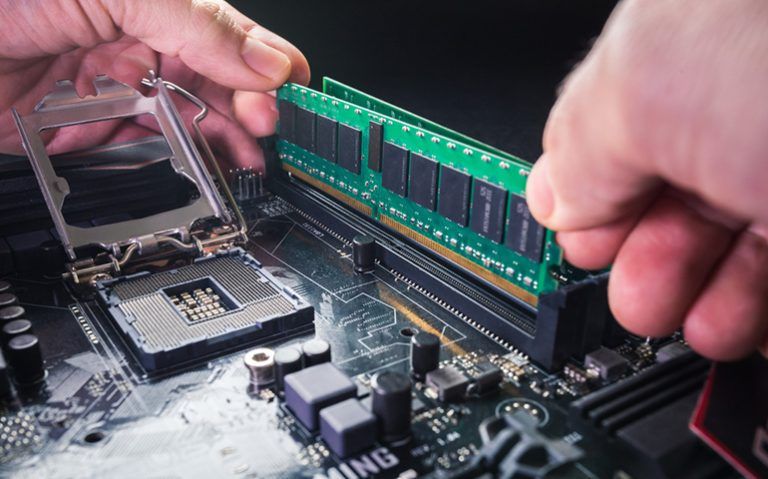 (SOLVED) Why Windows 11 Won't Boot With New RAM? - Volt Fixer